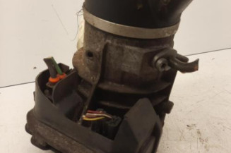 Pompe de direction PEUGEOT 308 1