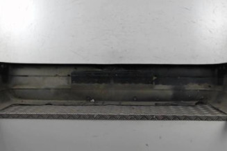 Pare choc arriere PEUGEOT 405 Photo n°4
