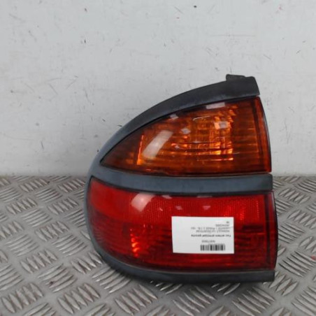 Feu arriere principal gauche (feux) RENAULT LAGUNA 1 Photo n°1