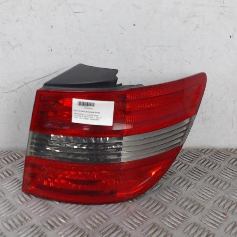 Feu arriere principal droit (feux) MERCEDES CLASSE B 245