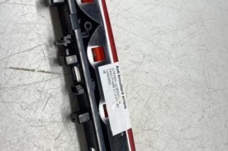 Feu arriere stop central CITROEN SAXO