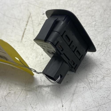 Interrupteur de leve vitre arriere droit CITROEN C4 GRAND PICASSO 1