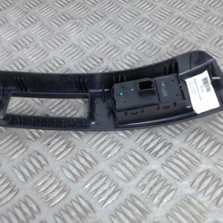 Interrupteur de leve vitre avant gauche OPEL MERIVA B