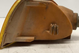 Optique avant secondaire droit (feux)(clignotant) OPEL ASTRA F