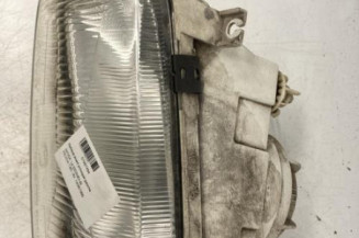 Optique avant principal gauche (feux)(phare) SKODA FELICIA