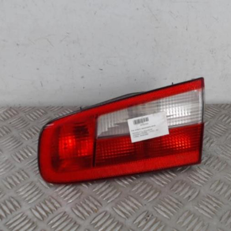 Feu arriere secondaire droit (feux) RENAULT LAGUNA 2