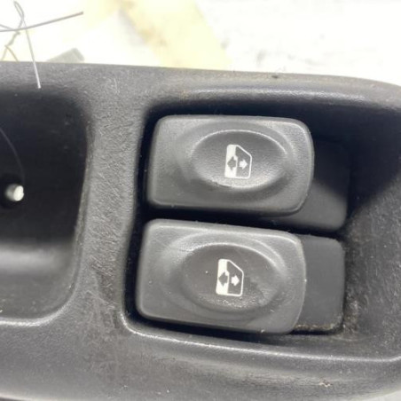 Interrupteur de leve vitre avant gauche RENAULT SCENIC 1