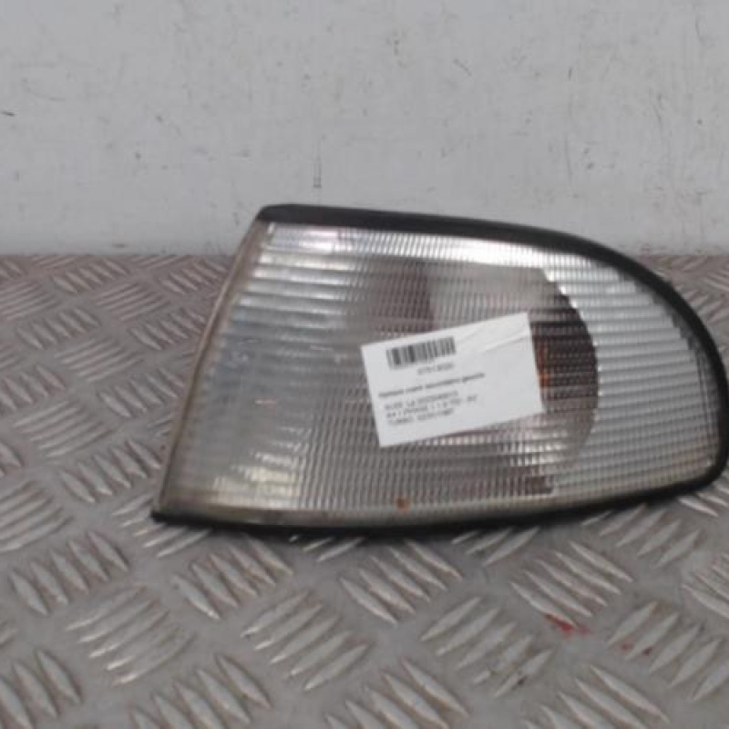 Optique avant secondaire gauche (feux)(clignotant) AUDI A4 1