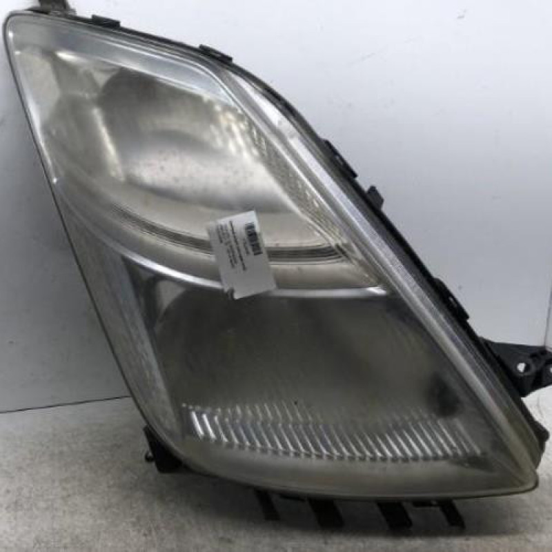 Optique avant principal droit (feux)(phare) TOYOTA PRIUS 2
