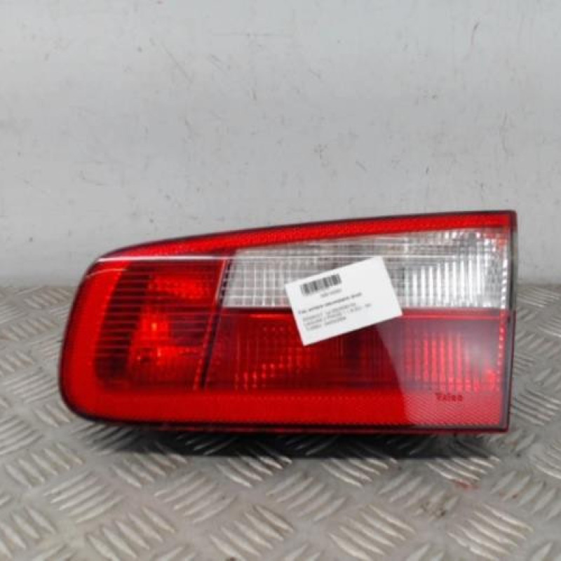 Feu arriere secondaire droit (feux) RENAULT LAGUNA 2