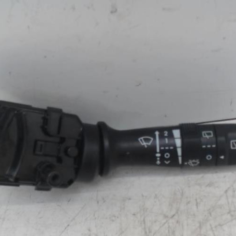 Commodo d'essuie glaces KIA SOUL 1 Commodo d'essuie glaces KIA SOUL 1