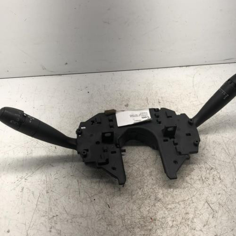 Com (Bloc Contacteur Tournant+Commodo Essuie Glace+Commodo Phare) CITROEN C5 2