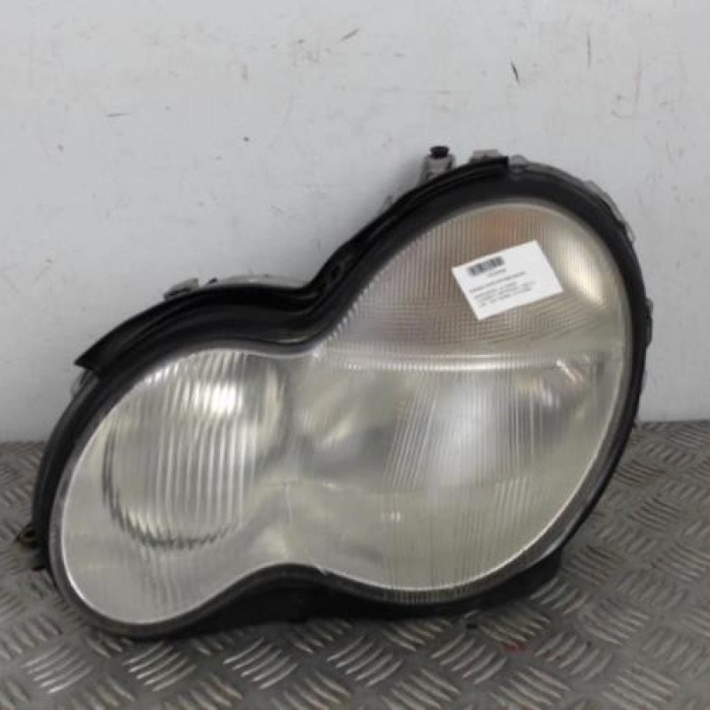Optique avant principal gauche (feux)(phare) MERCEDES CLASSE C 203