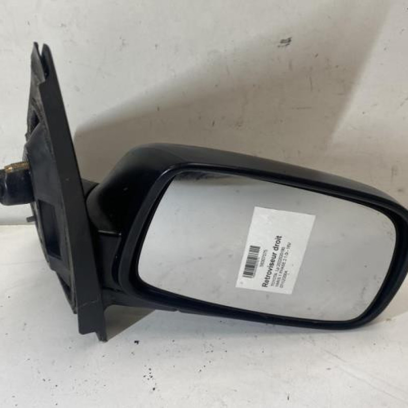 Retroviseur droit TOYOTA YARIS 1