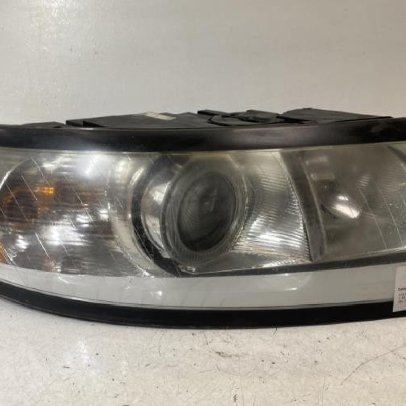 Optique avant principal droit (feux)(phare) VOLVO V 50