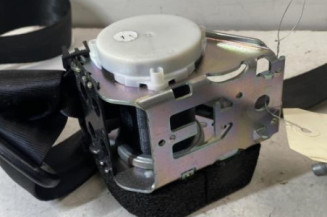 Ceinture arriere gauche PEUGEOT 3008 1