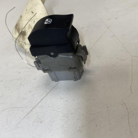 Interrupteur de leve vitre avant droit RENAULT ESPACE 4