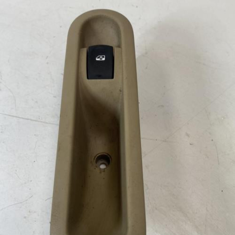 Interrupteur de leve vitre arriere gauche RENAULT MODUS