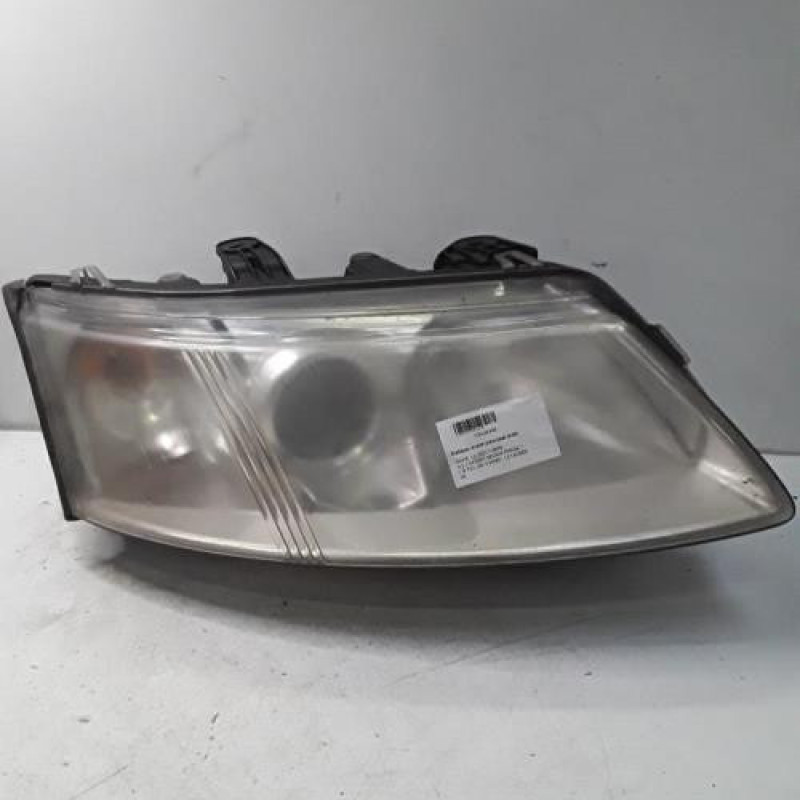 Optique avant principal droit (feux)(phare) SAAB 9.3 2