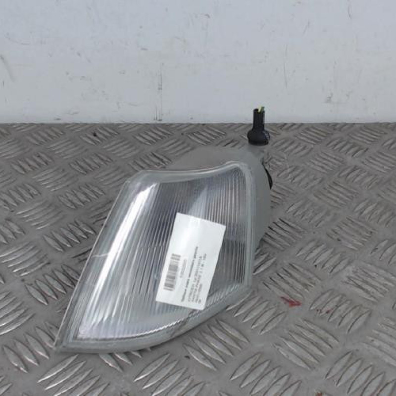 Optique avant secondaire gauche (feux)(clignotant) CITROEN XANTIA