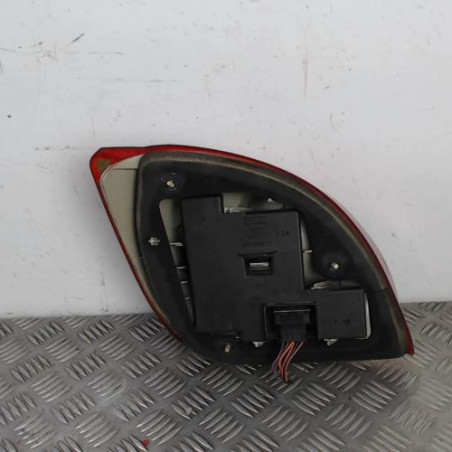 Feu arriere principal droit (feux) FORD FIESTA 4