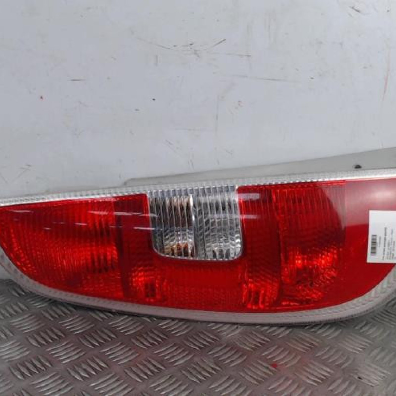 Feu arriere principal gauche (feux) SKODA ROOMSTER