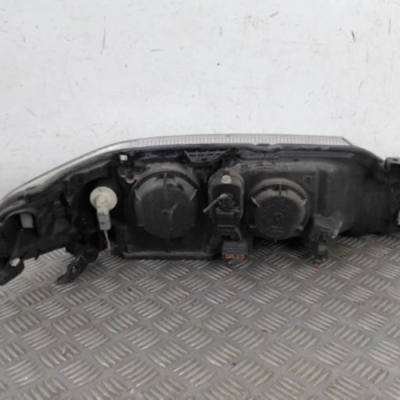 Optique avant principal gauche (feux)(phare) RENAULT LAGUNA 2