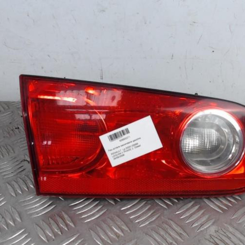 Feu arriere secondaire gauche (feux) RENAULT LAGUNA 2