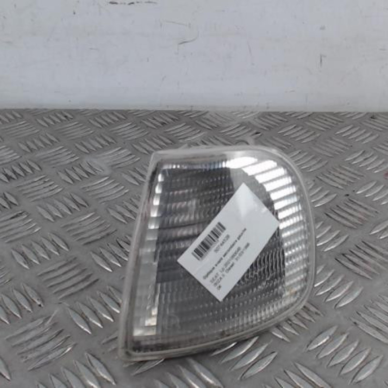Optique avant secondaire gauche (feux)(clignotant) SEAT IBIZA 2