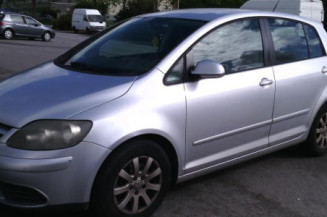 Feu arriere secondaire gauche (feux) VOLKSWAGEN GOLF PLUS Photo n°3