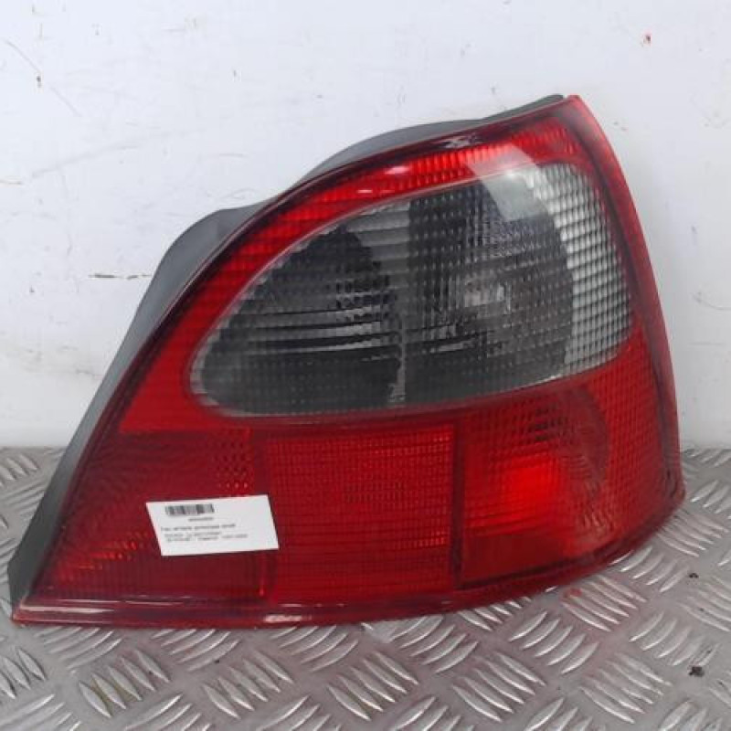 Feu arriere principal droit (feux) ROVER 25 Feu arriere principal droit (feux) ROVER 25