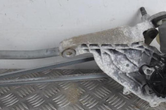 Moteur essuie glace avant FORD FIESTA 6