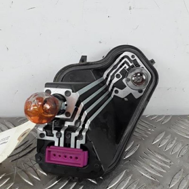 Platine feu arriere droit RENAULT MEGANE 3
