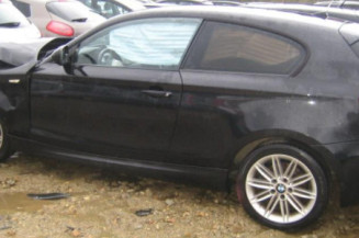 Feu arriere principal gauche (feux) BMW SERIE 1 E81 Photo n°4