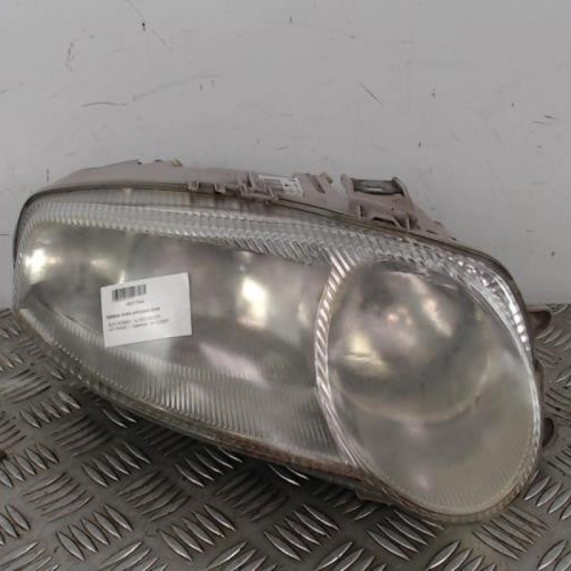 Optique avant principal droit (feux)(phare) ALFA ROMEO 147