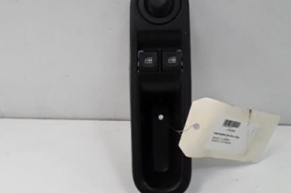 Interrupteur de leve vitre RENAULT TWINGO 3