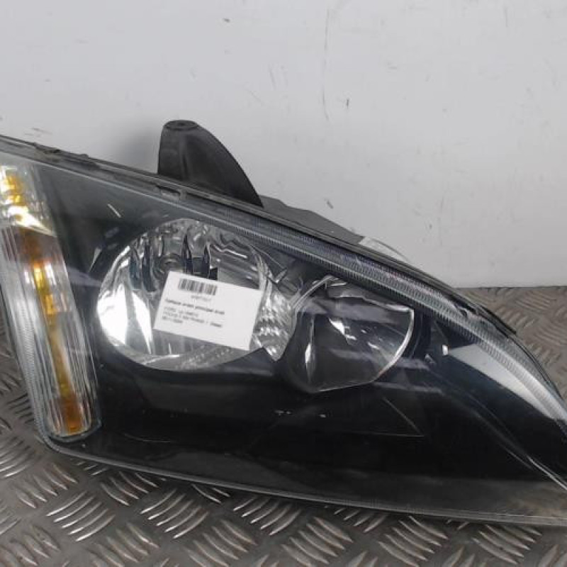 Optique avant principal droit (feux)(phare) FORD FOCUS 2