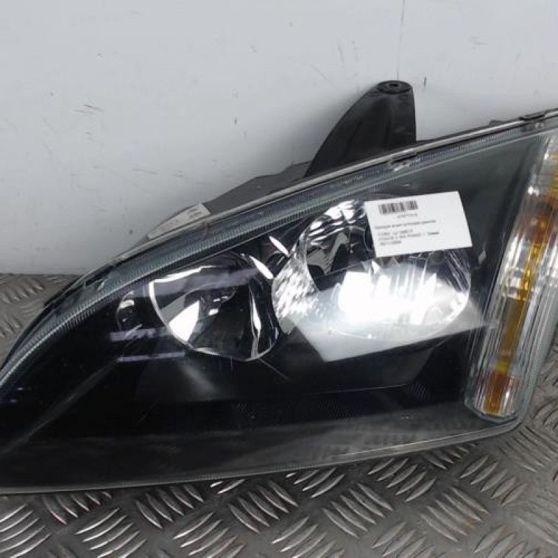 Optique avant principal gauche (feux)(phare) FORD FOCUS 2