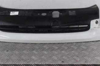 Calandre RENAULT CLIO 2 Photo n°1