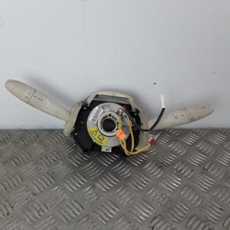 Com (Bloc Contacteur Tournant+Commodo Essuie Glace+Commodo Phare) FIAT 500 2