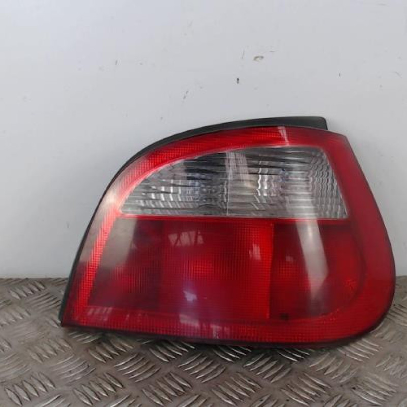 Feu arriere principal droit (feux) RENAULT MEGANE 1