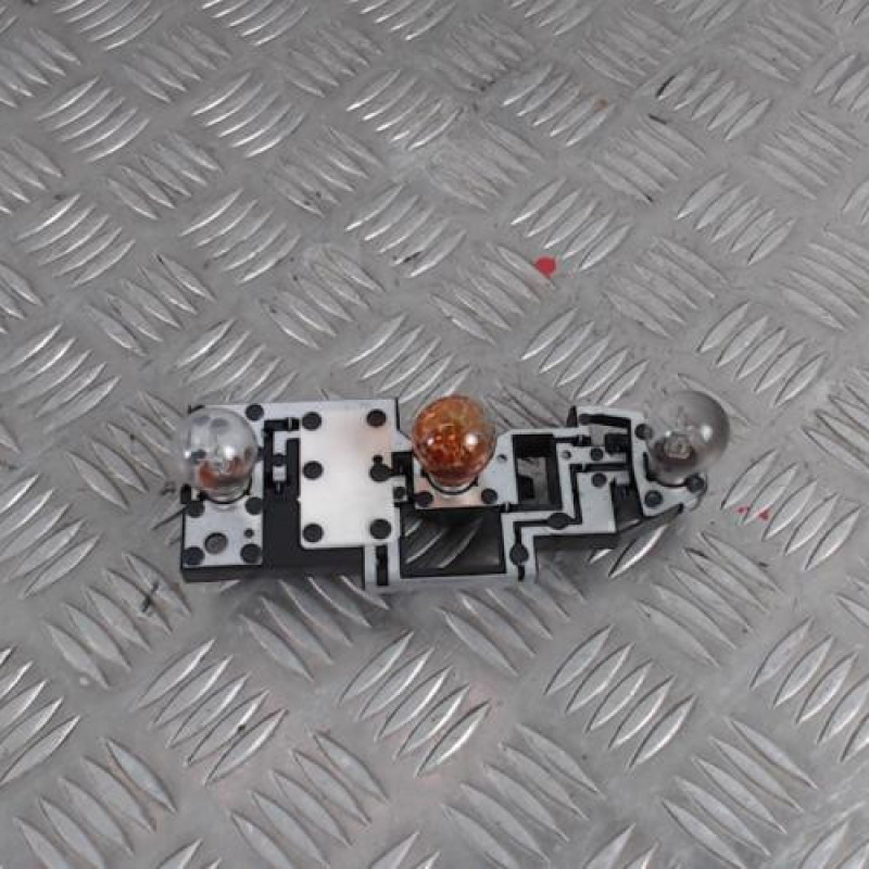Platine feu arriere gauche CITROEN C5 1 Platine feu arriere gauche CITROEN C5 1