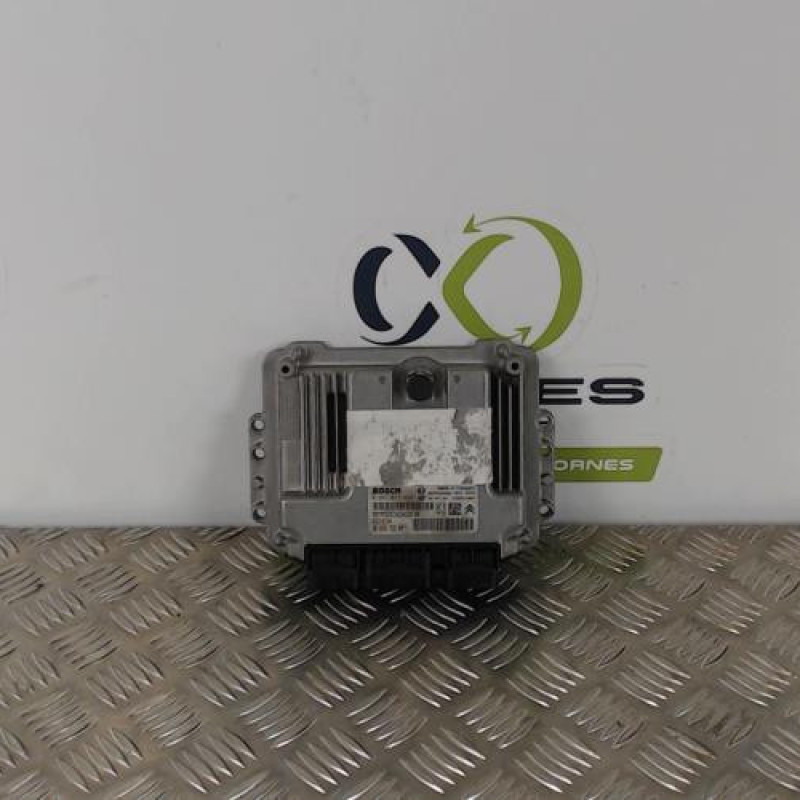 Calculateur moteur PEUGEOT 307