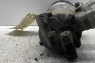Compresseur clim VOLKSWAGEN GOLF 6 Photo n°4