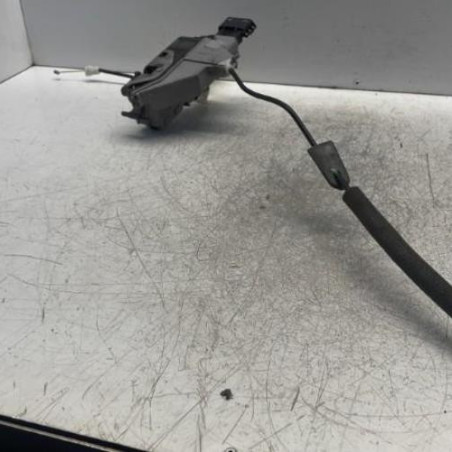 Serrure arriere droit PEUGEOT 3008 1