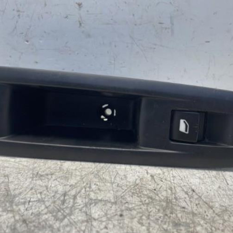 Interrupteur de leve vitre arriere gauche PEUGEOT 308 2 SW