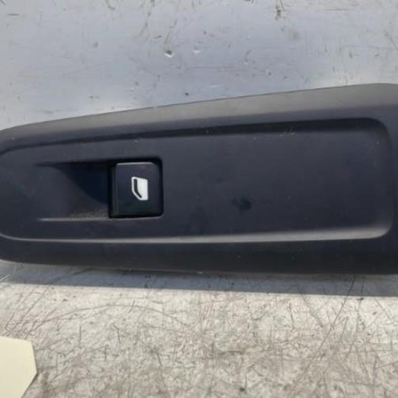 Interrupteur de leve vitre avant droit PEUGEOT 308 2 SW