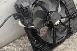 Moto ventilateur radiateur PEUGEOT 308 2 SW Photo n°3