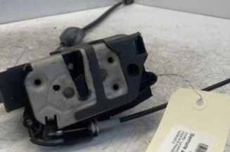 Serrure avant droit FORD FIESTA 6