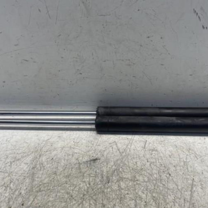Verin de coffre RENAULT CLIO 2 Verin de coffre RENAULT CLIO 2